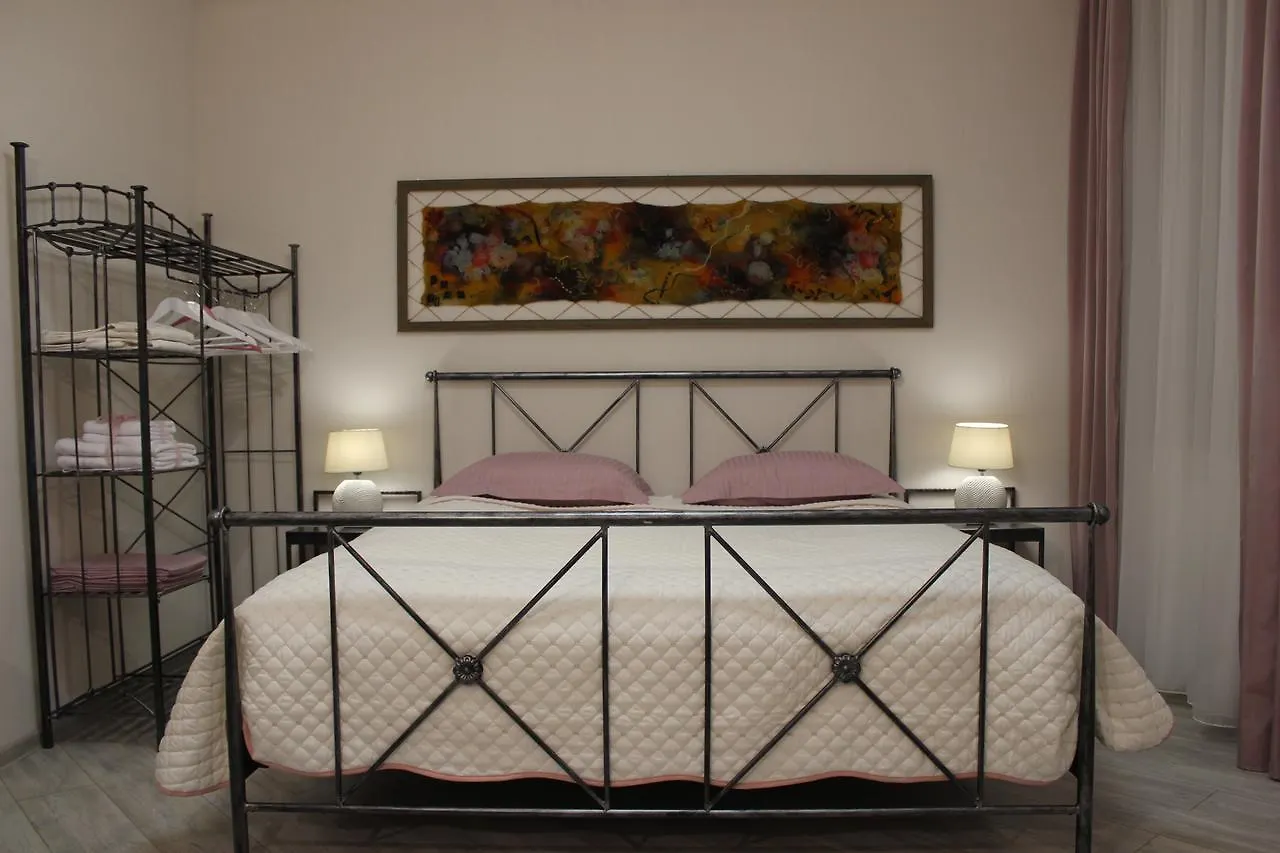 Centre Apartment On Rustaveli Av. Tbilisi 0*,