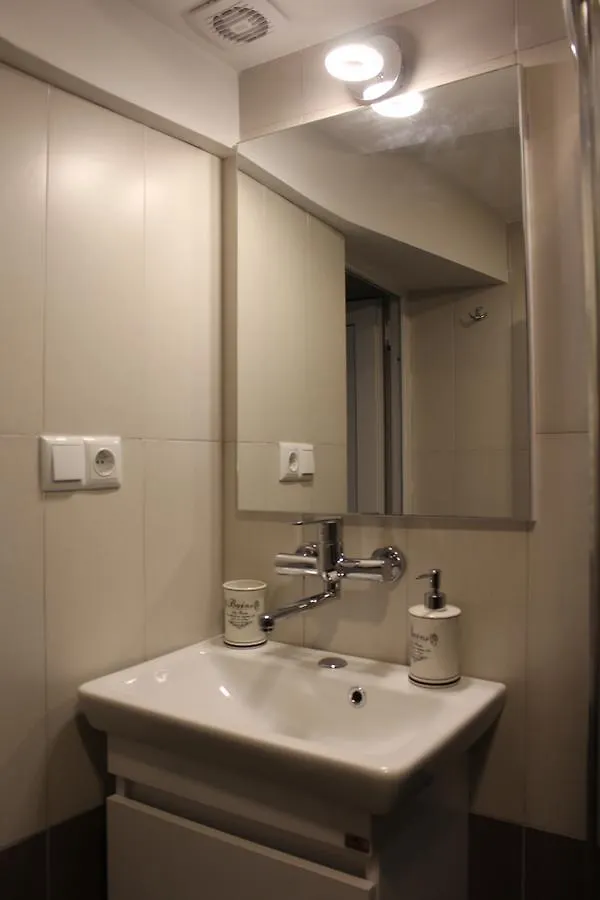 Centre Apartment On Rustaveli Av. Tbilisi